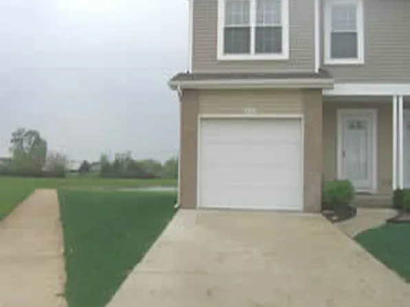 3705 Summer Sage Ct, Champaign, IL 61822
