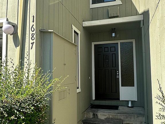 3rd image of 1687 Tice Valley Blvd #1687