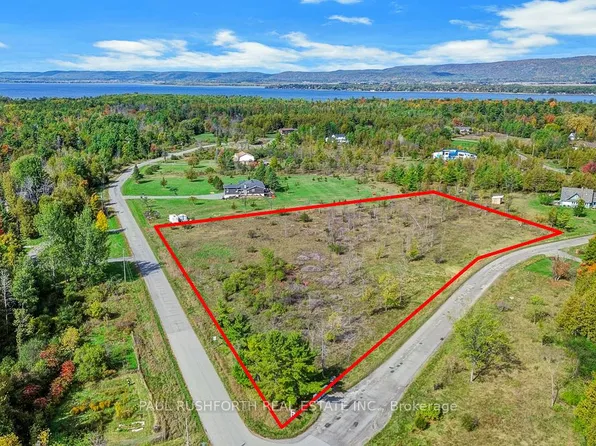 42 Wagon Dr, Ottawa, ON K0A 1T0