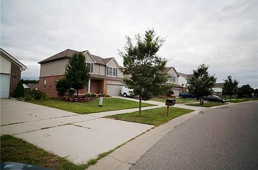 2nd image of 13509 Country Walk Blvd