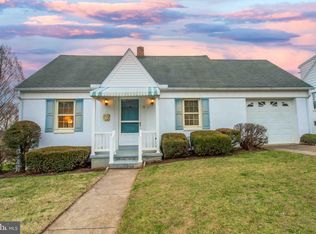 9 Ridgeway Dr, York, PA 17404