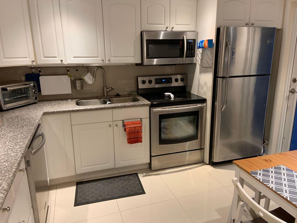 750 N Ocean Blvd APT 802, photo 2