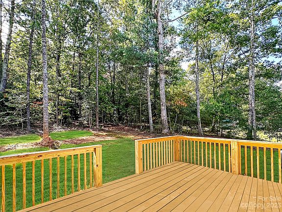 3rd image of 2465 Wilderness Ln