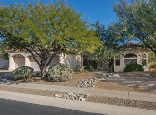 9768 N Golden Sun Dr, Oro Valley, AZ 85737