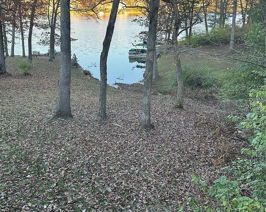 1st image of 1 S Lake Dr