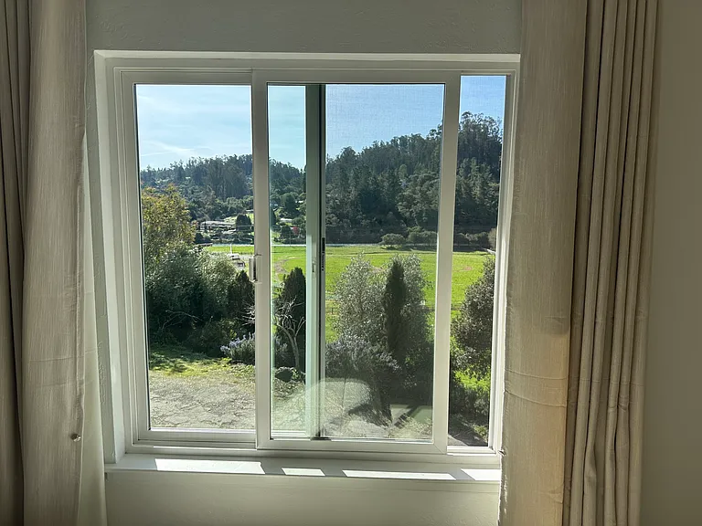 180 Winterwind Way — Photo 3