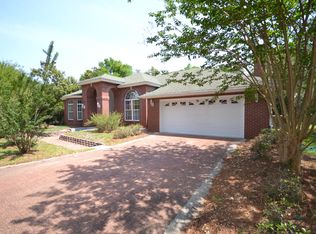 487 Kelly St, Destin, FL 32541