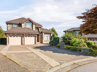 1527 Greenstone Ct, Coquitlam, BC V3E 2W2