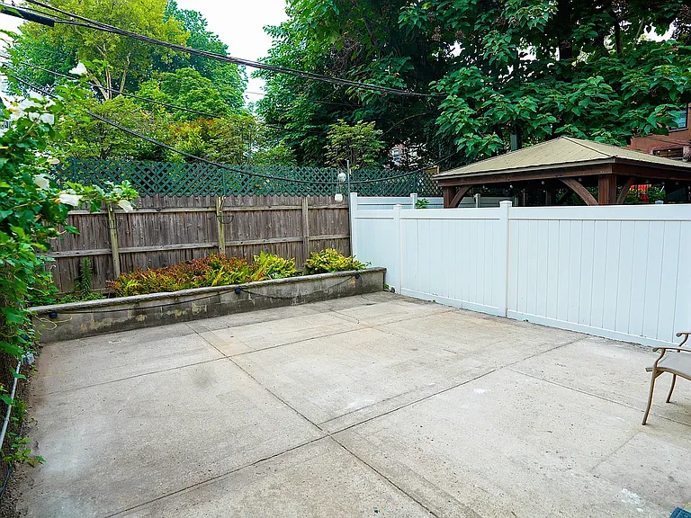 45 Putnam Ave #1 — Photo 15