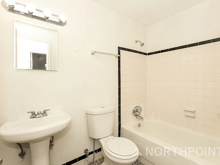 6139 Deepwood Dr E — Photo 14