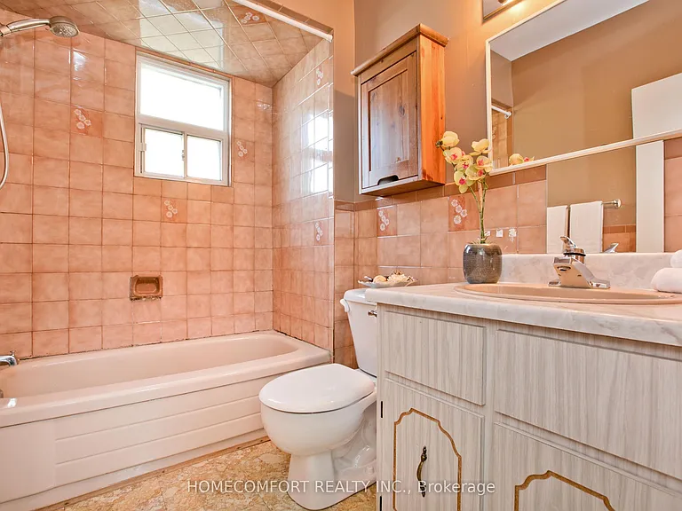 62 Keystone Ave — Photo 19