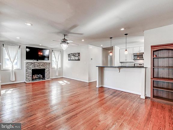 5th image of 2525 Wendover Rd