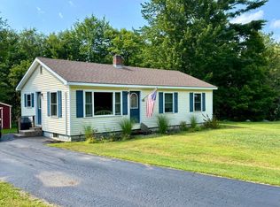 88 Woods Edge Rd, Morrisville, VT 05661