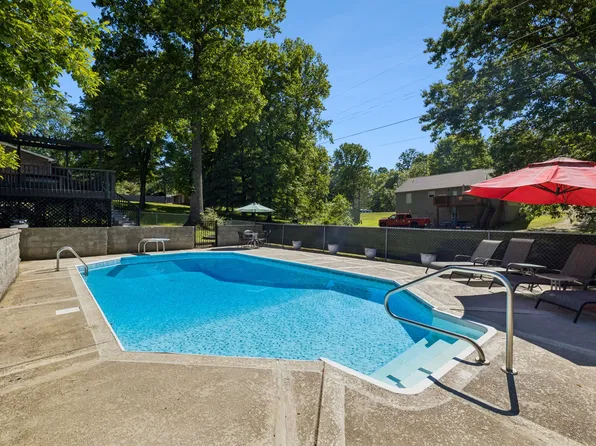 518 Ridgemont Dr, Dickson, TN 37055