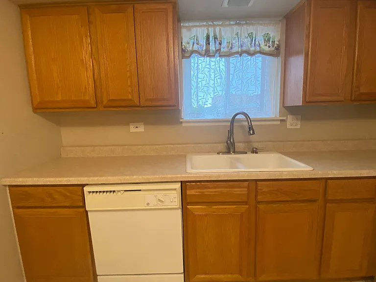 8521 W Catherine Ave #378 — Photo 7