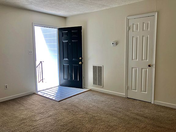 4th image of 1706 Taft Pl #A