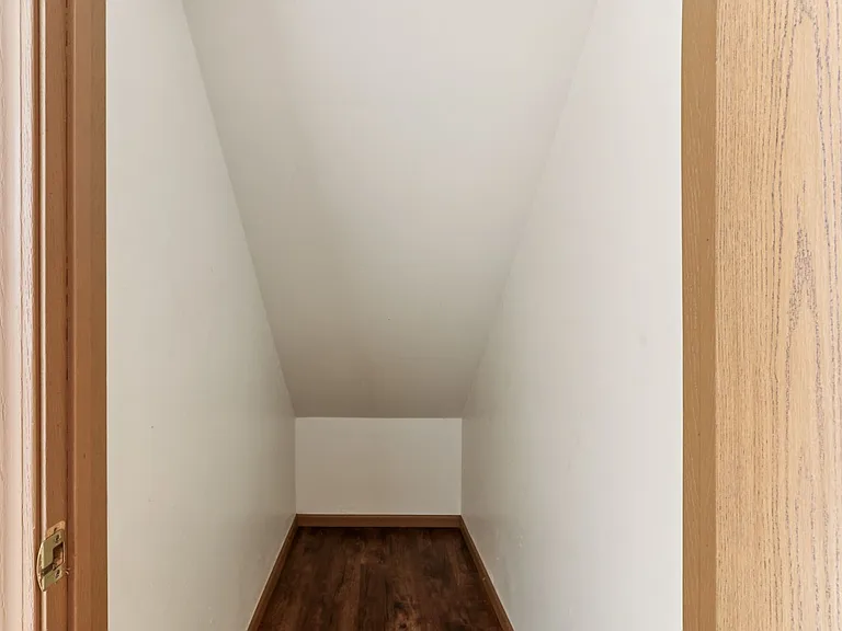Woodfield Heights Apartments — Photo 44