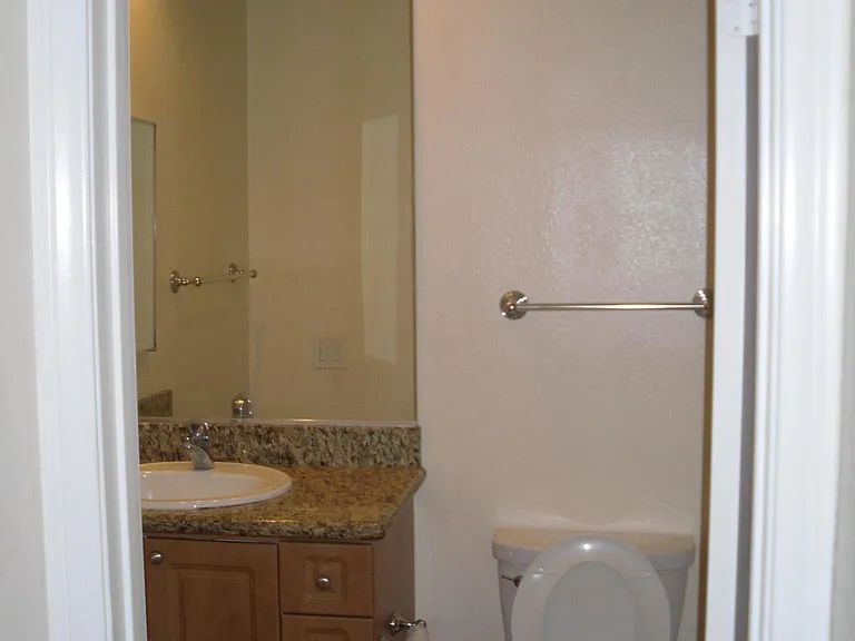 240 W Lincoln Ave W #6 — Photo 8