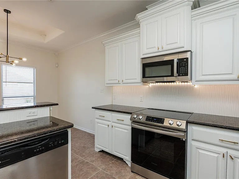 4025 Puget Sound Dr — Photo 13