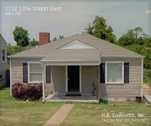 1st image of 1722 13th St E