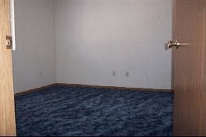 4th image of 422 7th St S
