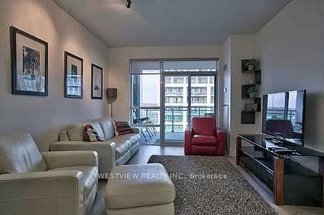 3rd image of 16 Brookers Ln #806