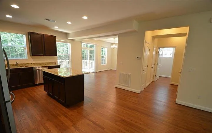 5917 Sneed Dr — Photo 5