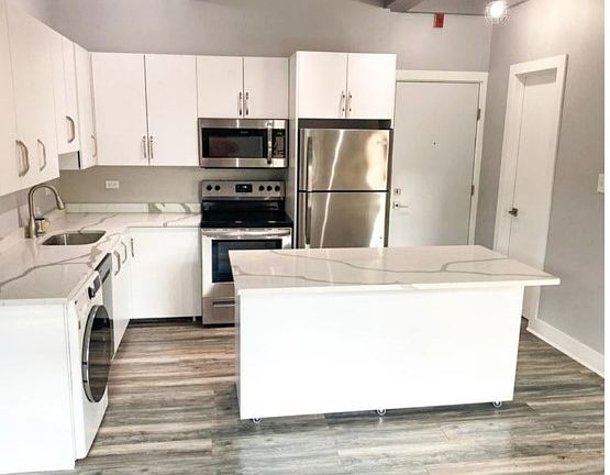4th image of 855 Lake St APT 503