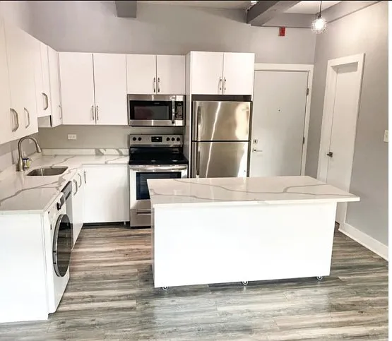 855 Lake Street — Photo 4
