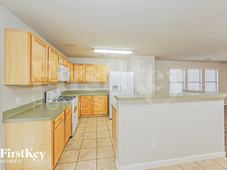 29311 Legends Hill Dr — Photo 8