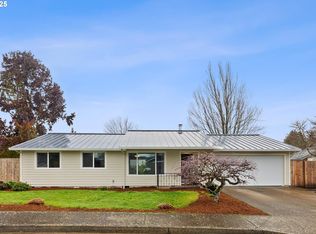 1997 SW Oleander Ct, McMinnville, OR 97128