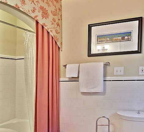 Main Level Full Bath