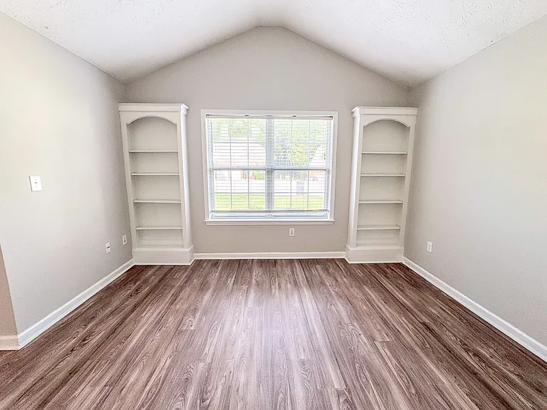 422 Antler Ln — Photo 8