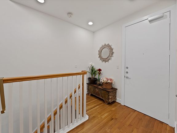 5th image of 5055 Addison Cir Penthouse 434