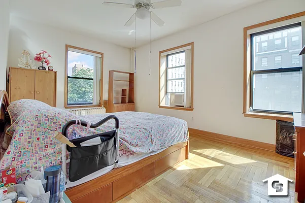 Sold by Coldwell Banker Reliable Real Estate | media 4