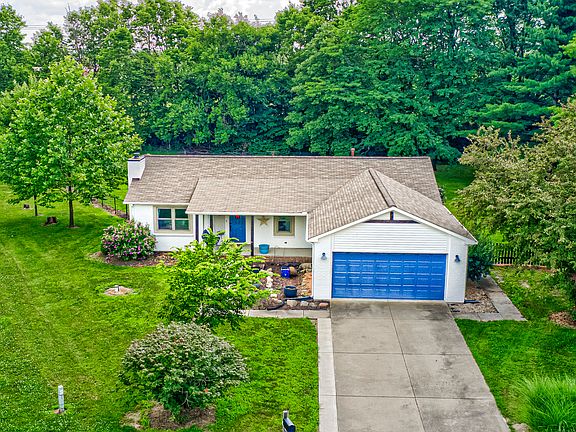 2nd image of 13481 Greenview Cir