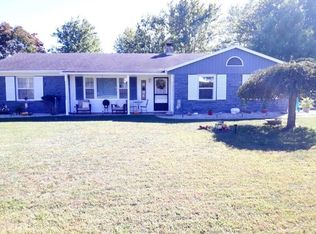 8409 W Butternut Rd, Muncie, IN 47304