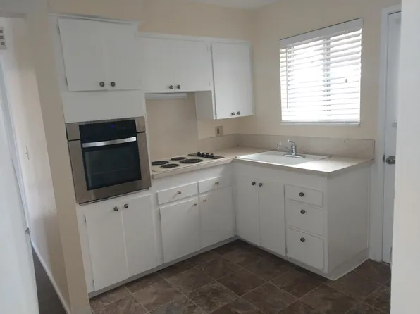 110 SW 137th Ave APT 2, Beaverton, OR 97006