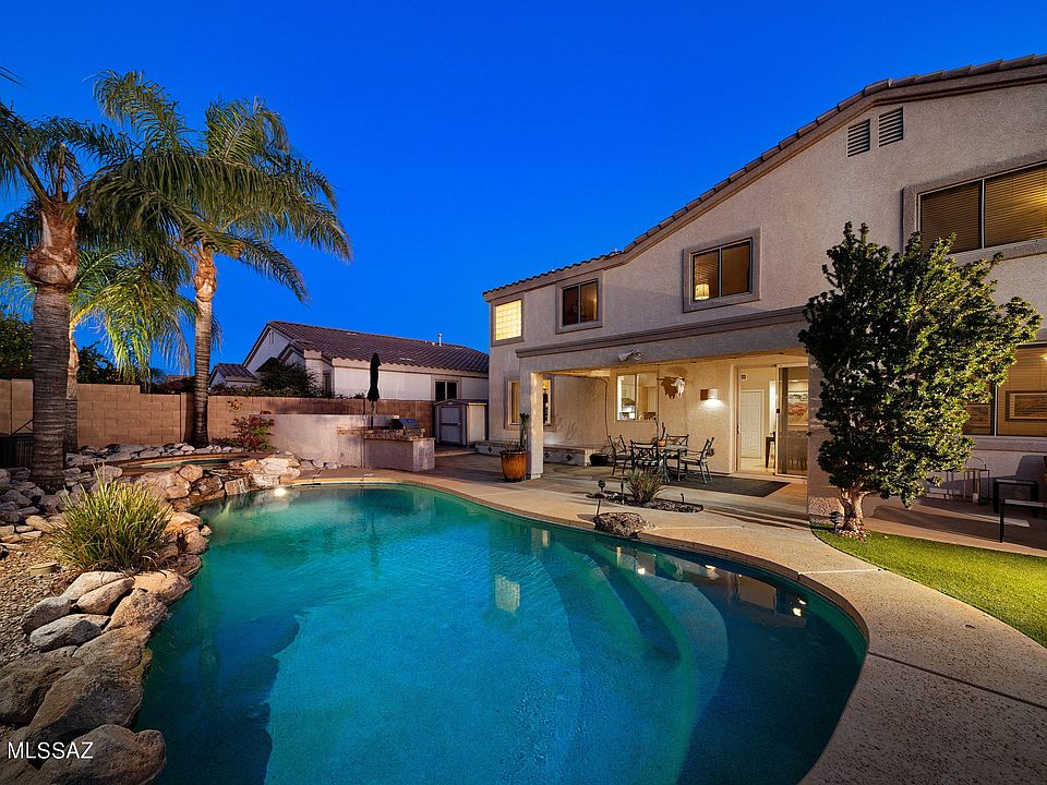 1st image of 268 W Sacaton Canyon Dr