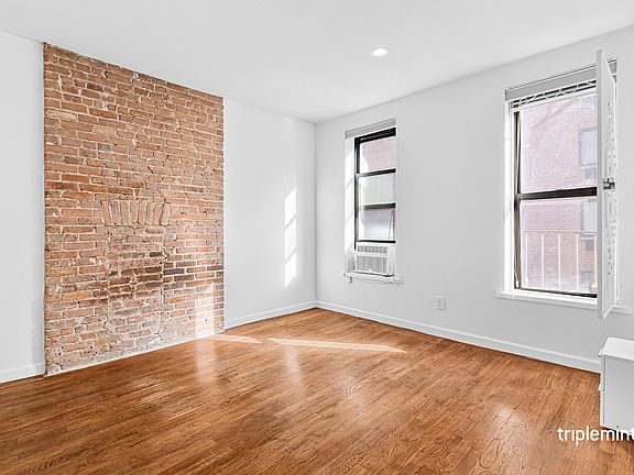 3rd image of 520 W 50th St APT D3