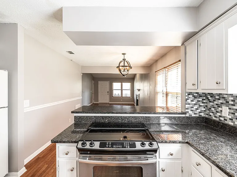5507 Hill Ct — Photo 29