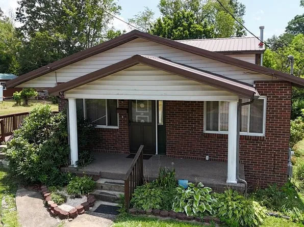 220 7th St, Beckley, WV 25801