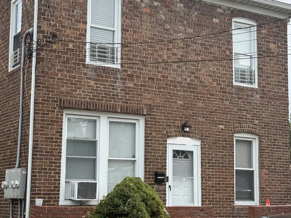 (undisclosed Address), Elmont, NY 11003