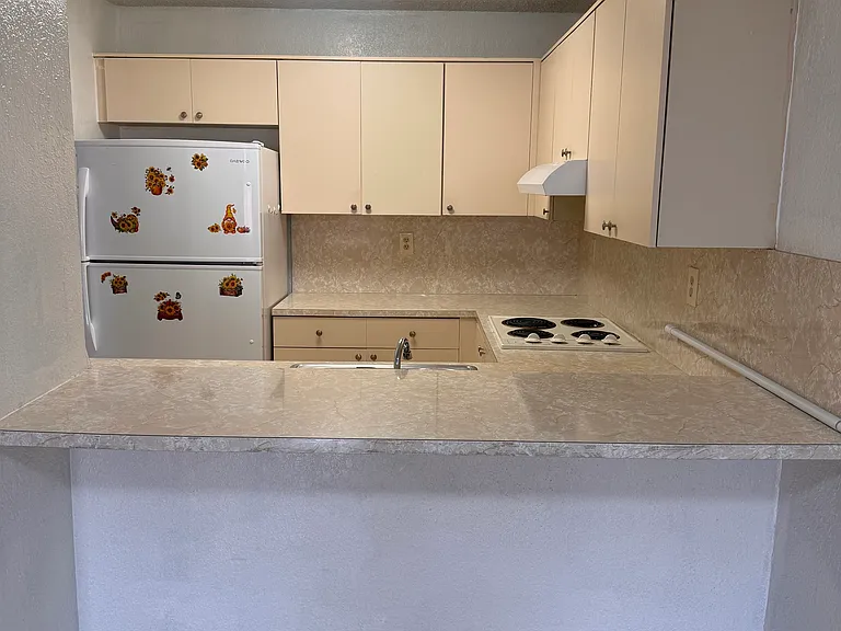 180 Royal Palm Rd #216 — Photo 9