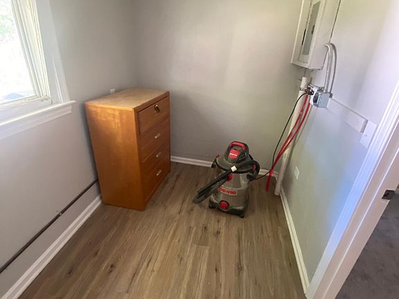 2nd image of 24253 Wildwood Dr