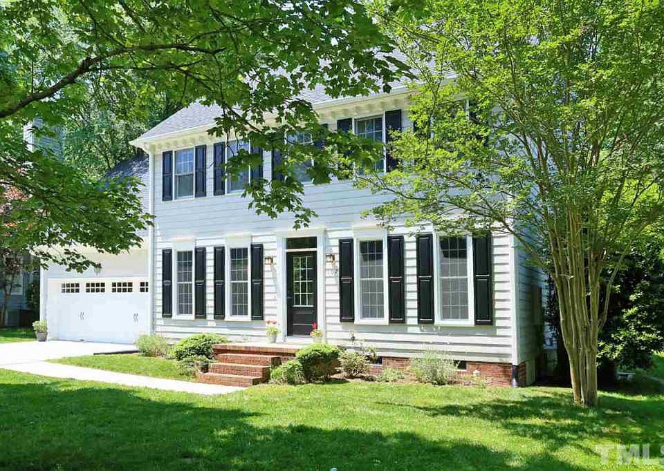 1st image of 107 Perry Creek Dr
