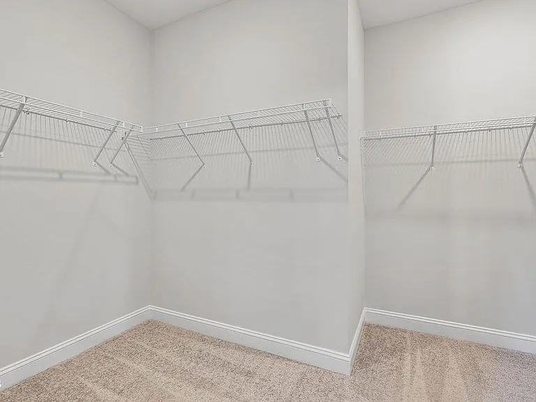 1809 Delaney Hills Ln — Photo 37