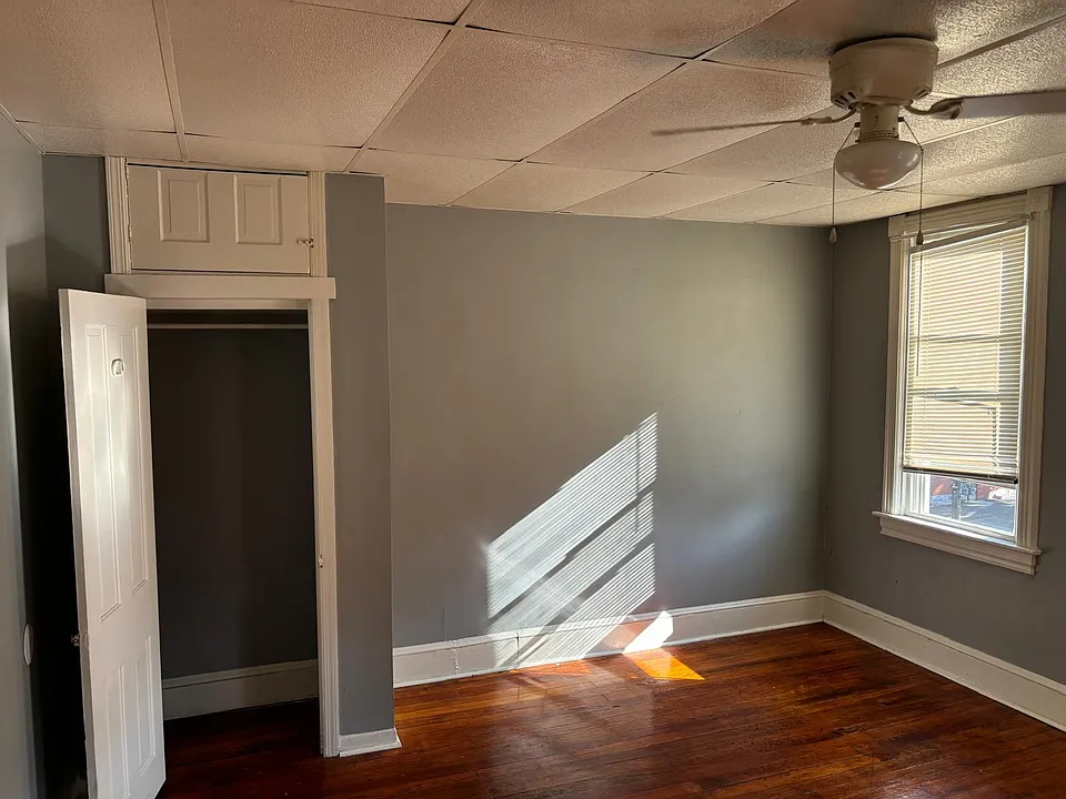 546 Salem Ave #1