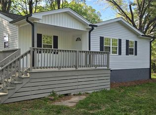 205 Cicero Trl, Eden, NC 27288