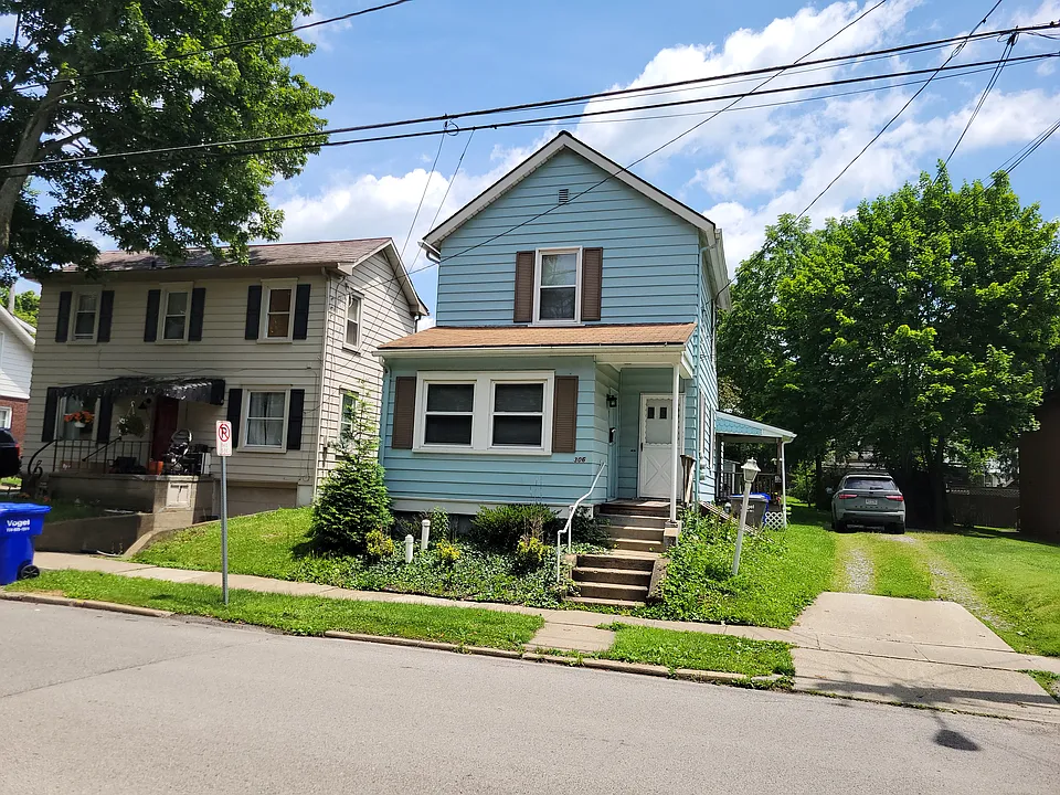 306 S High St #B